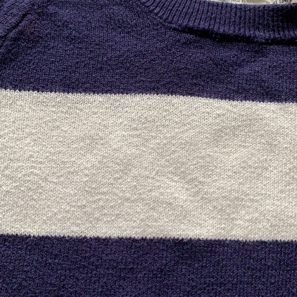 3/$25 H&M Striped Navy Lace Trim Sweater Size 8/10 - Picture 2 of 6